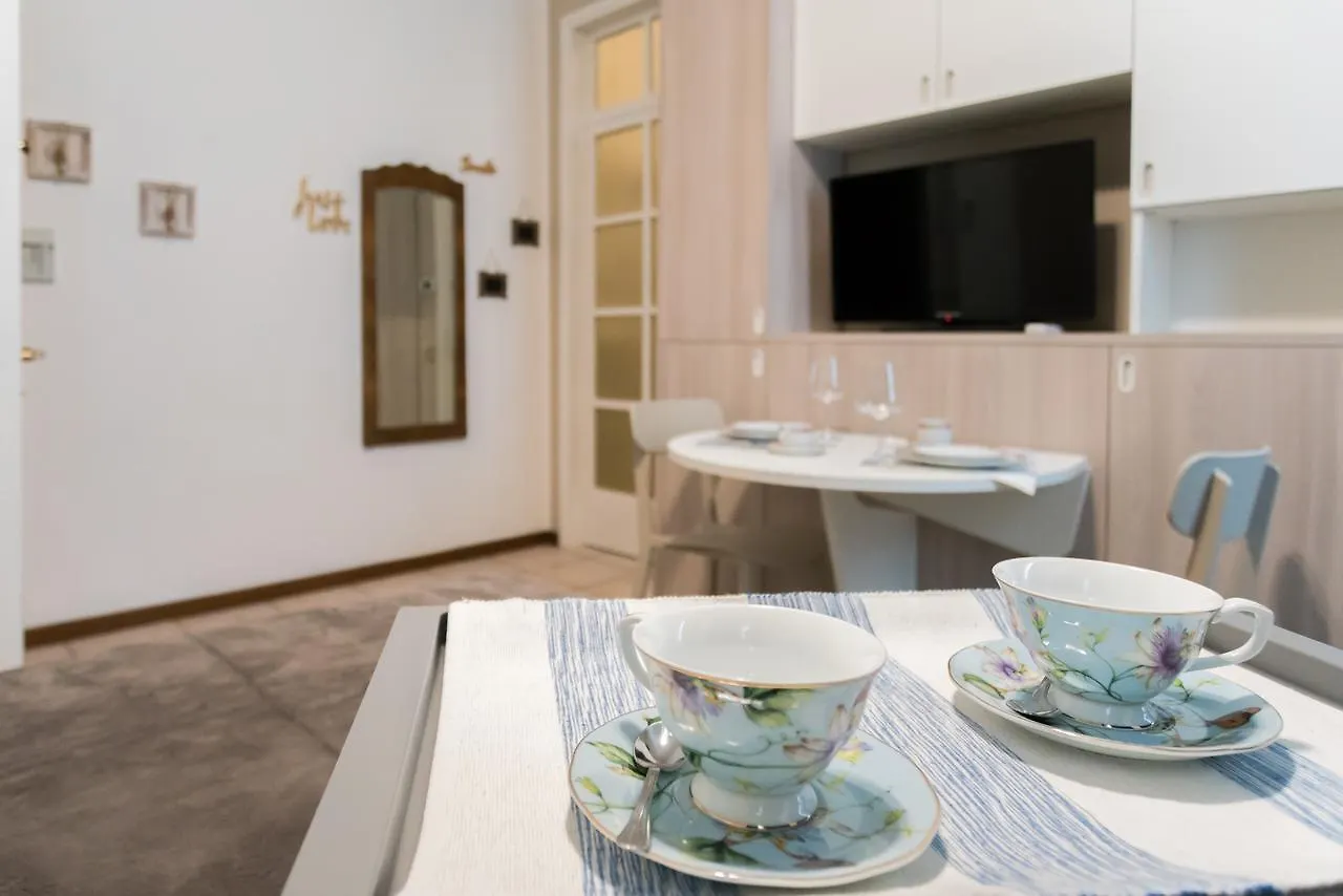 Love & Smile Apartment By Rent All 科莫