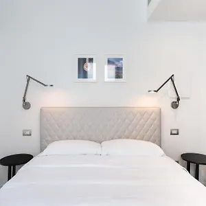 Palazzo La Cortesella - Modern Design & Location Côme