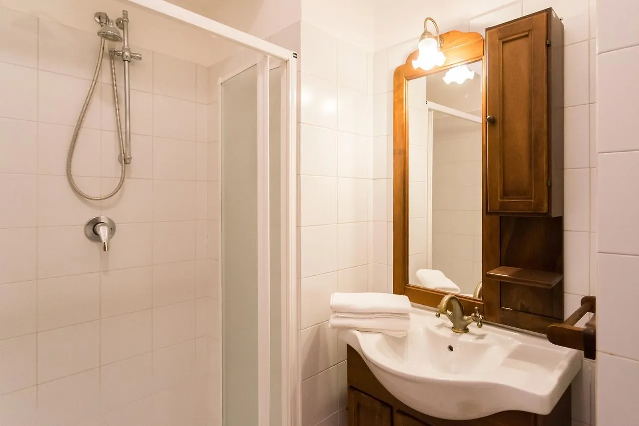 Love & Smile Apartment By Rent All Como Itálie
